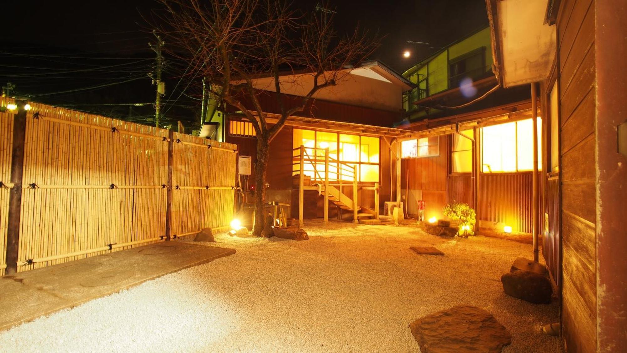 2 Separate Houses※garden/hakone 3min Walk From Sta * Hakone